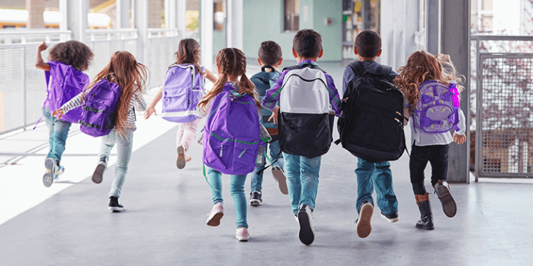 Como Preparar Seu Filho para o Primeiro Dia de Aula: Um Guia Completo para Pais
